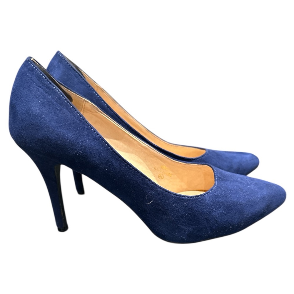 Elegant navy Blue faux Suede Heels size 8.5